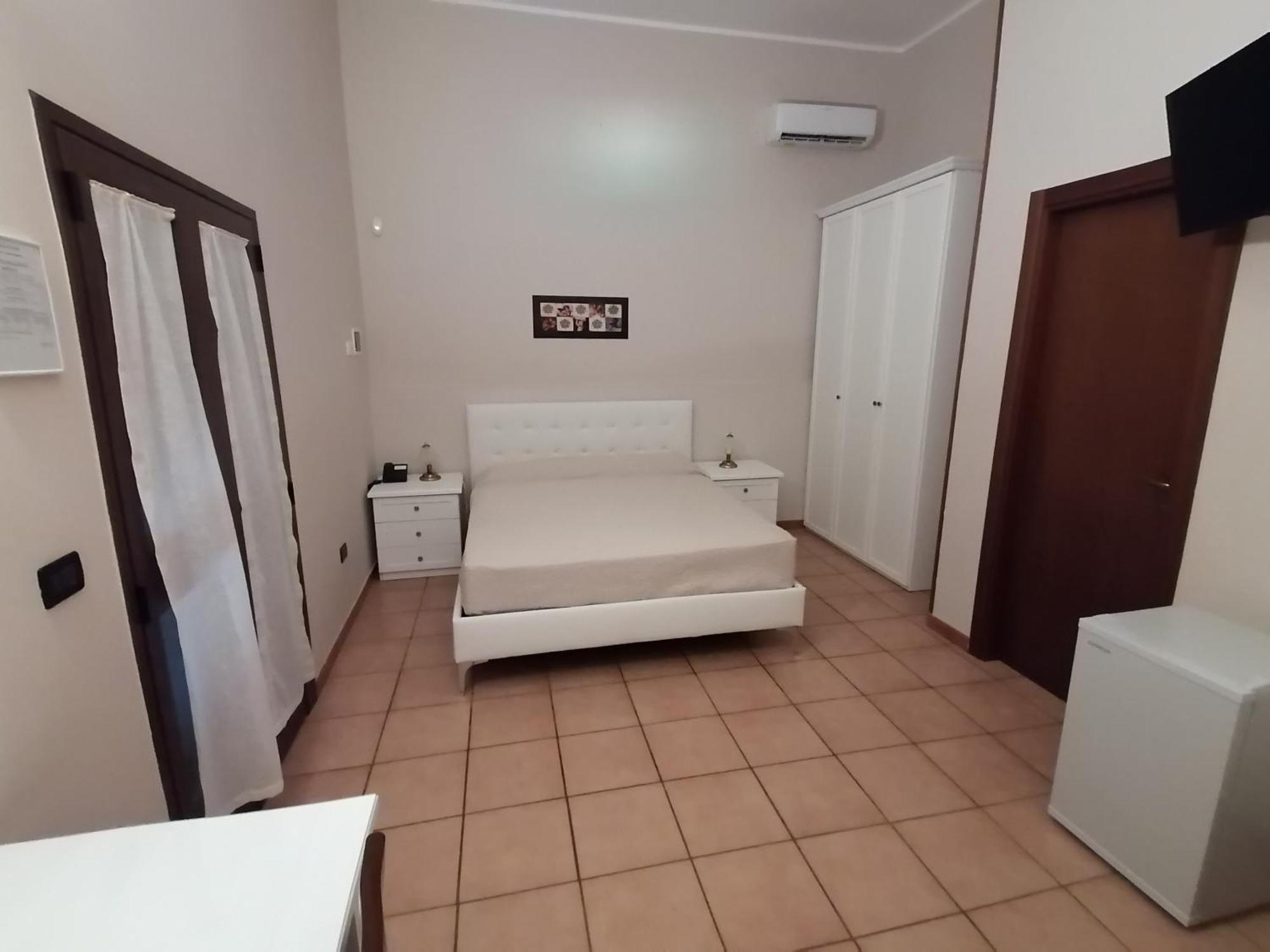 Tenuta Pigliano Hotel Bagnolo del Salento Pokoj fotografie